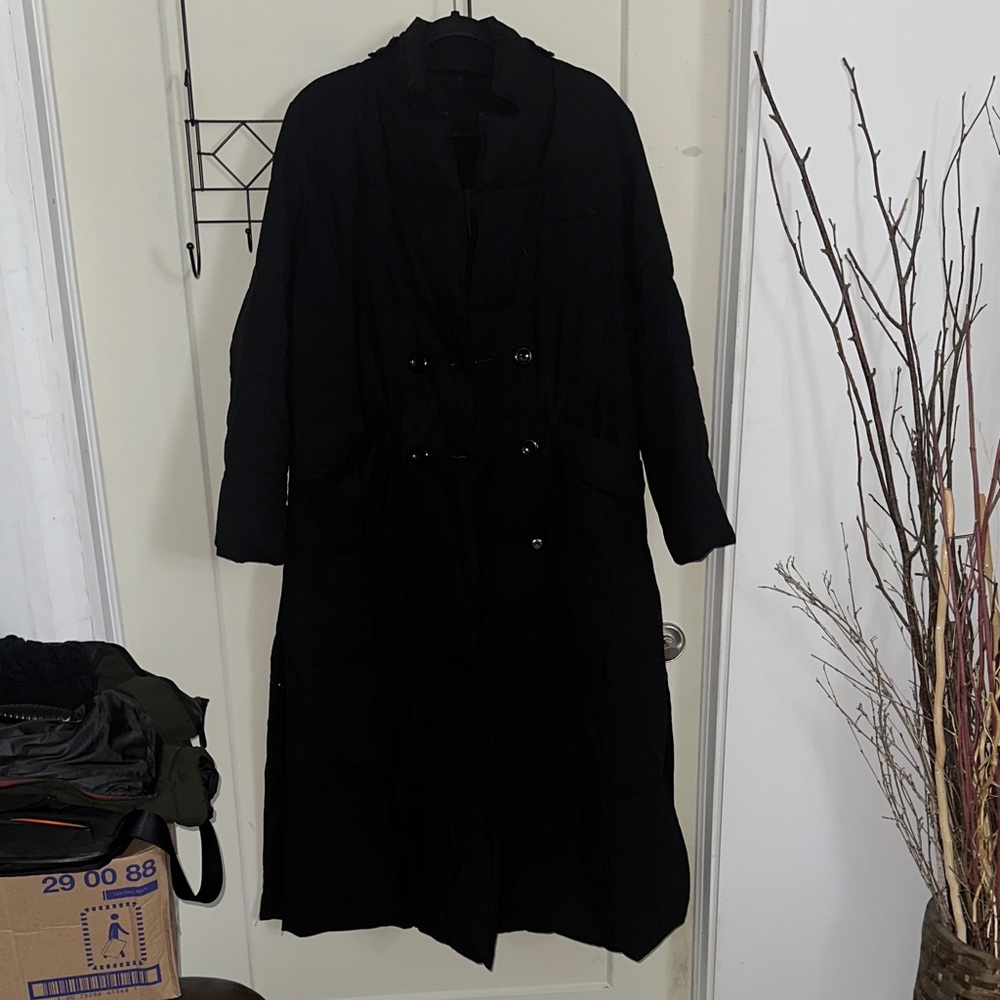 Elegant Black Long Winter Coat XL